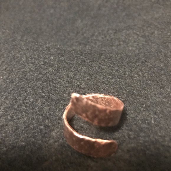 HAMMERED COPPER RING - Picture 2 of 4